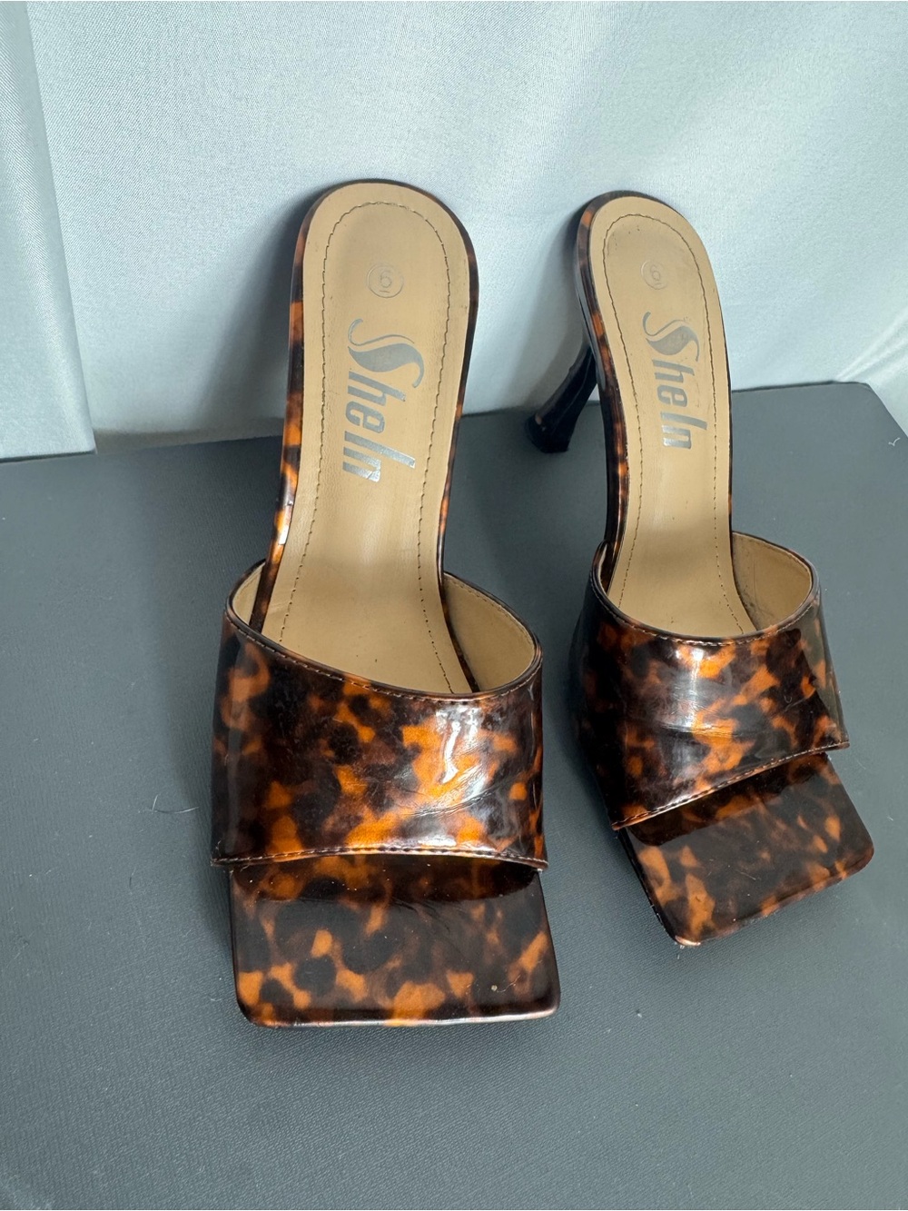 SHEIN Tortoiseshell Brown Square-Toe Slide Heels size 6